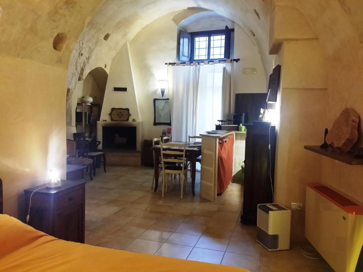 Matera In Medio Villa Bagian luar foto