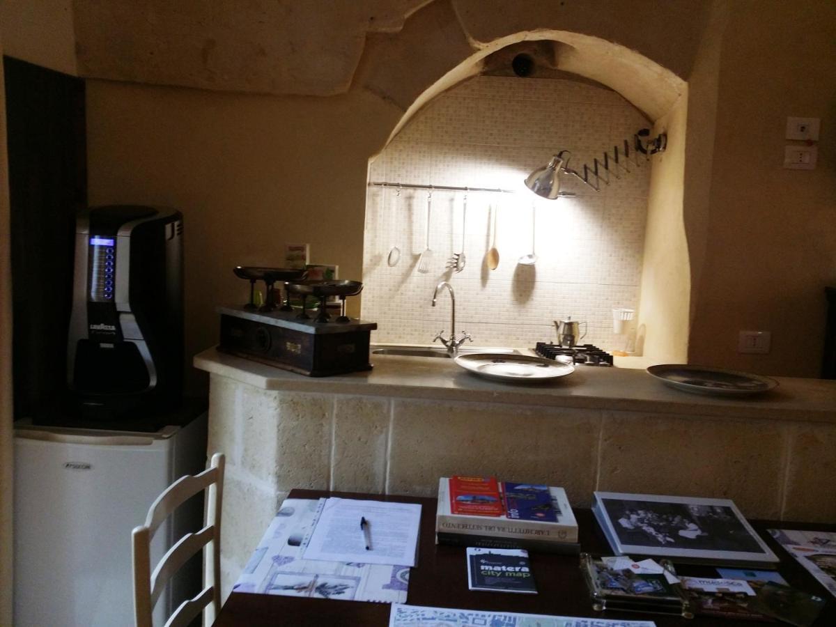 Matera In Medio Villa Bagian luar foto