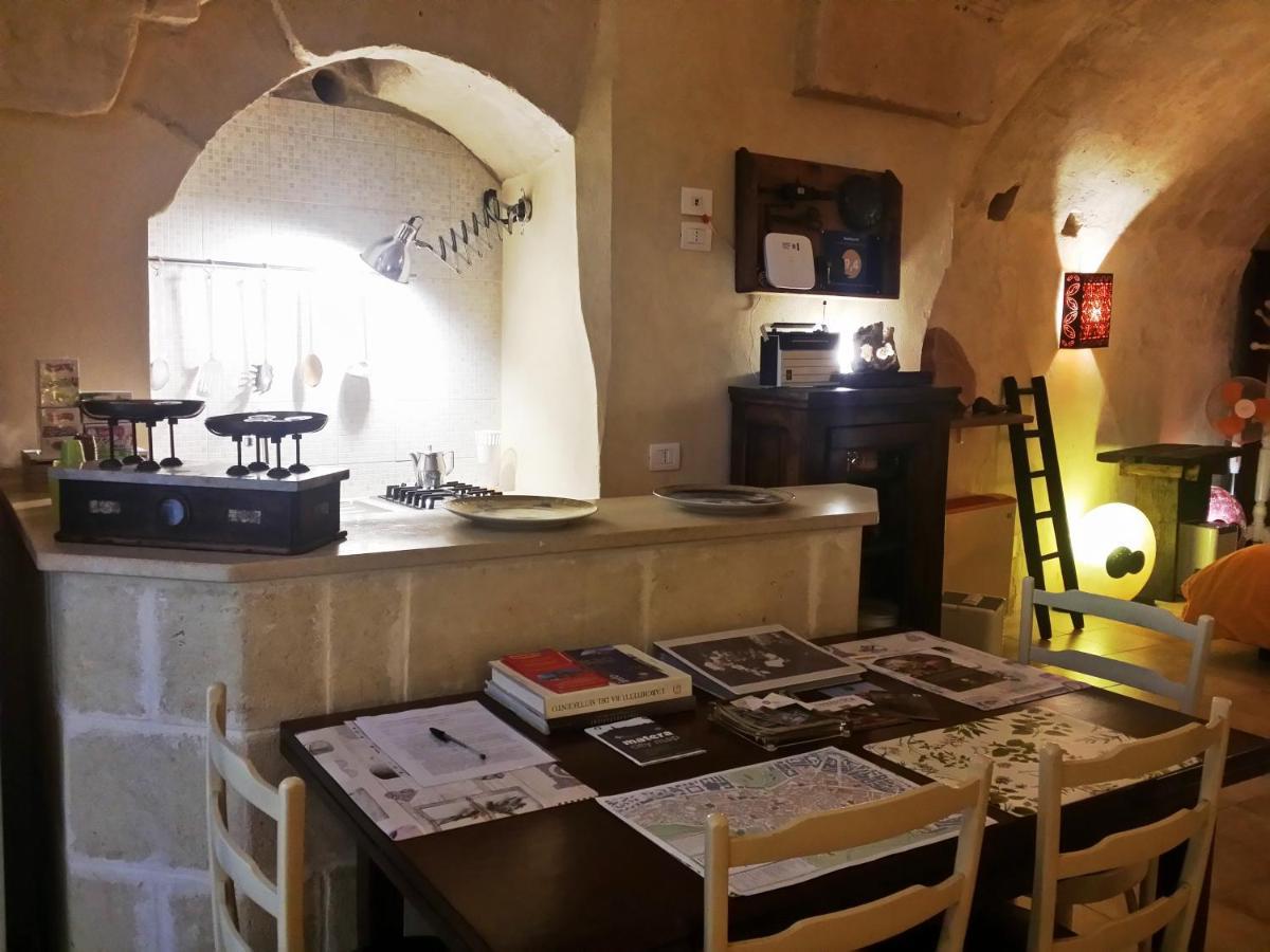 Matera In Medio Villa Bagian luar foto