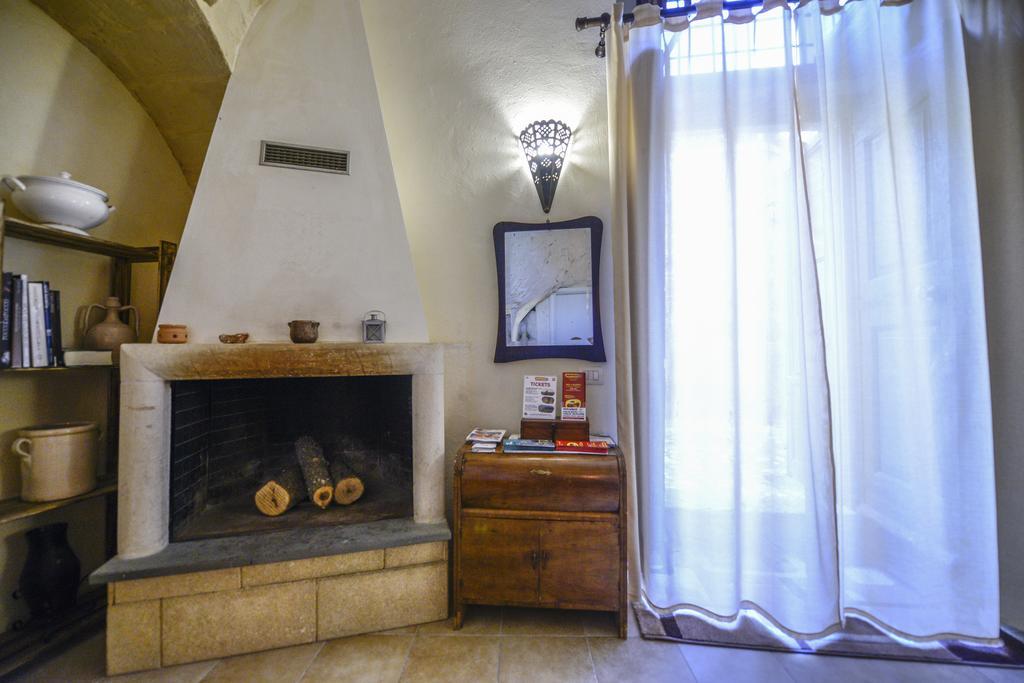 Matera In Medio Villa Bagian luar foto