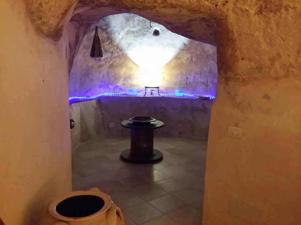 Matera In Medio Villa Bagian luar foto